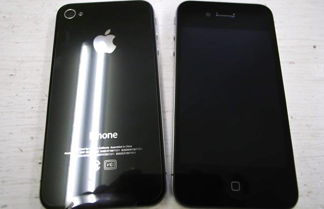 iPhone4　ブラック32GB　apple　熊本下通り店