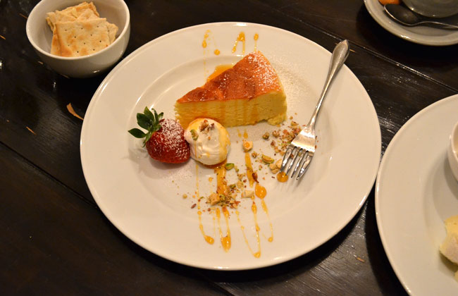 大牟田　spain bar & restaurant ARICAFE　パエリア　ペペロンチーノ